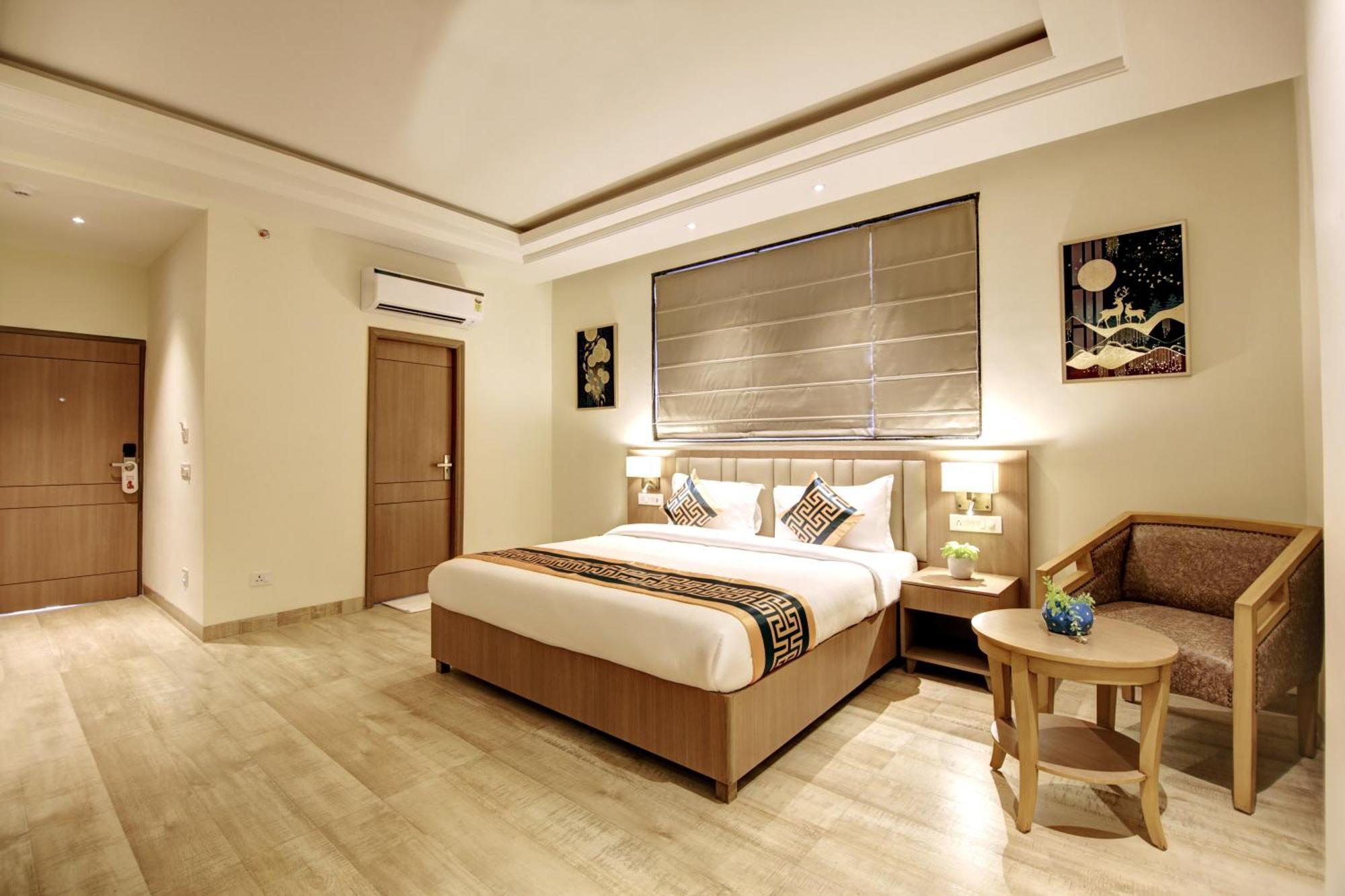 Hotel City Lite Near Igi Airport Нью-Делі Екстер'єр фото